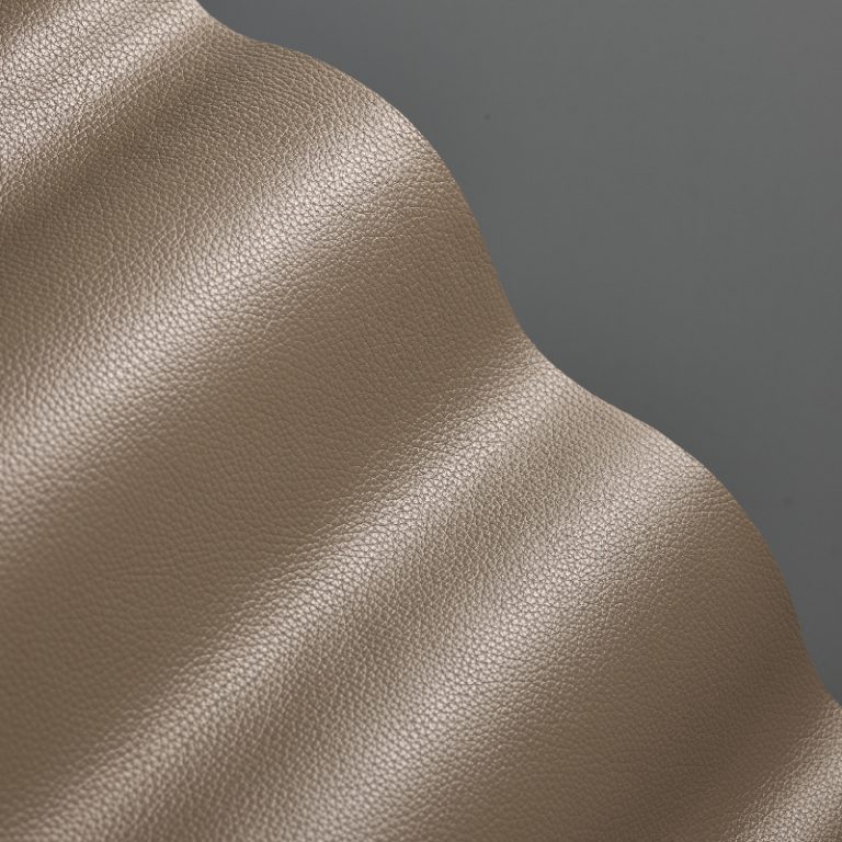 WinchesterStone Crest Leather